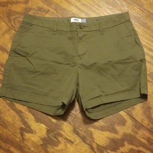 Old Navy khaki shorts: Olive/Army green, sz 10